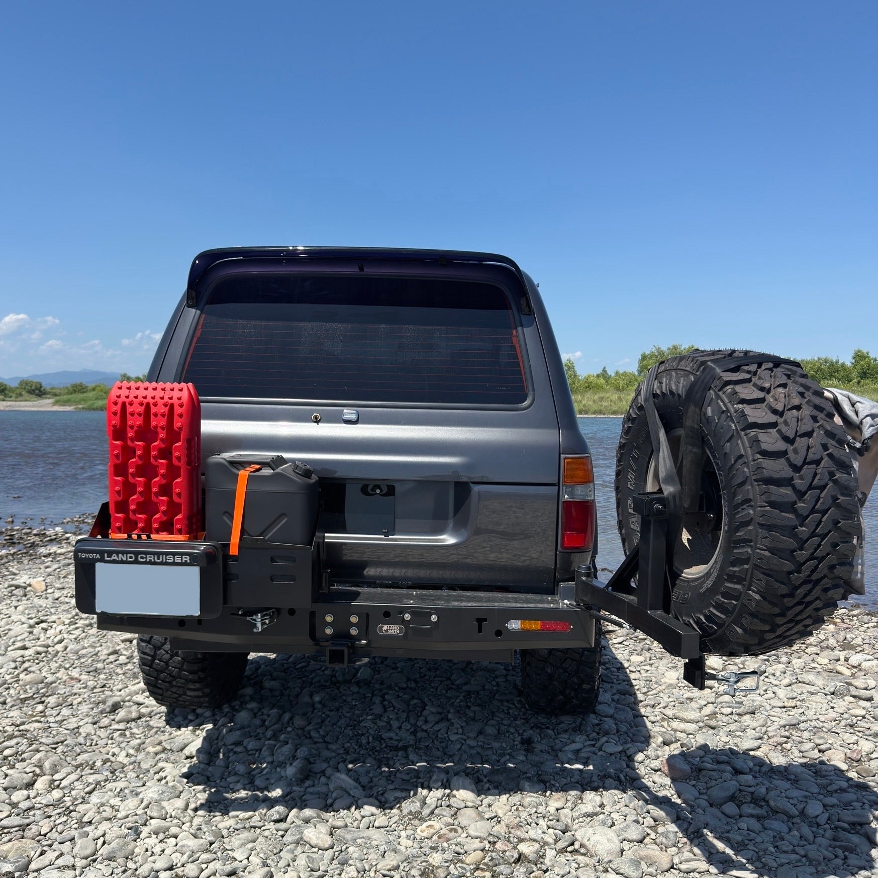 1990～1997 Toyota LC80 Rear Swing Bumper Tire Carrier (リアスイングバンパータイヤキャリアLC80)