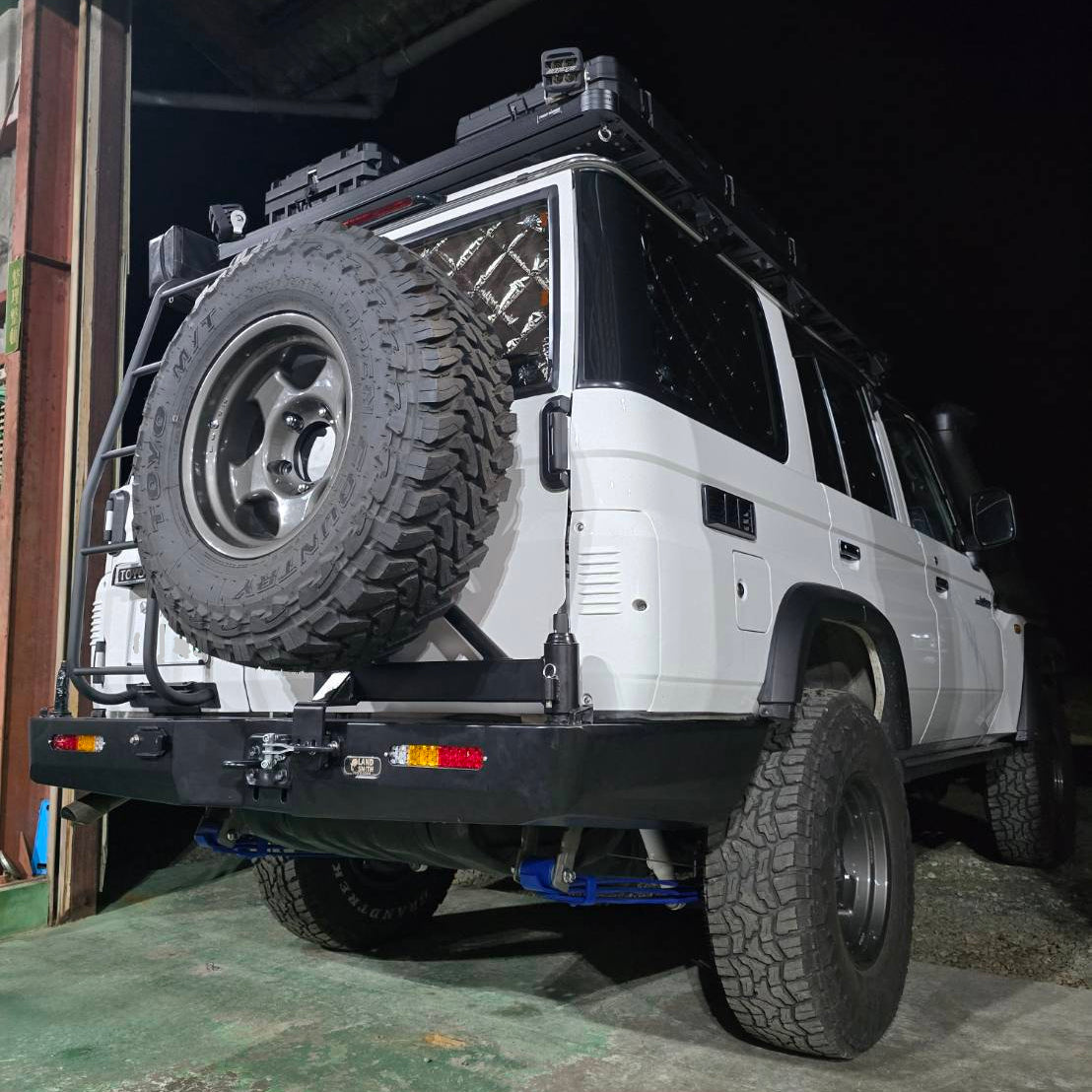 2007+,2024+ Toyota LC76,LC78 Rear Swing Bumper Tire Carrier (リアスイングバンパータイヤキャリアLC76,LC78)