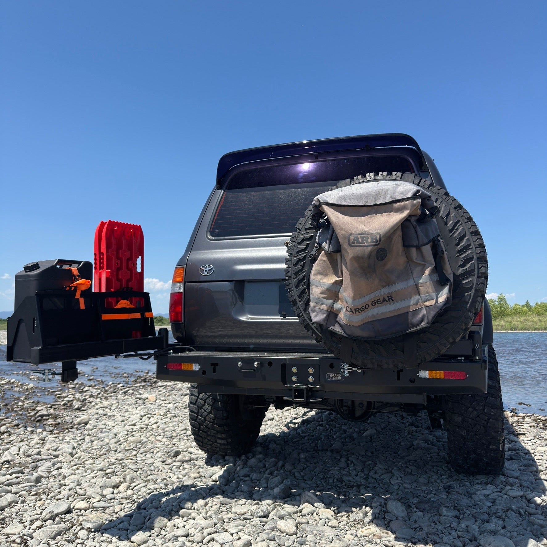1990～1997 Toyota LC80 Rear Swing Bumper Tire Carrier (リアスイングバンパータイヤキャリアLC80)