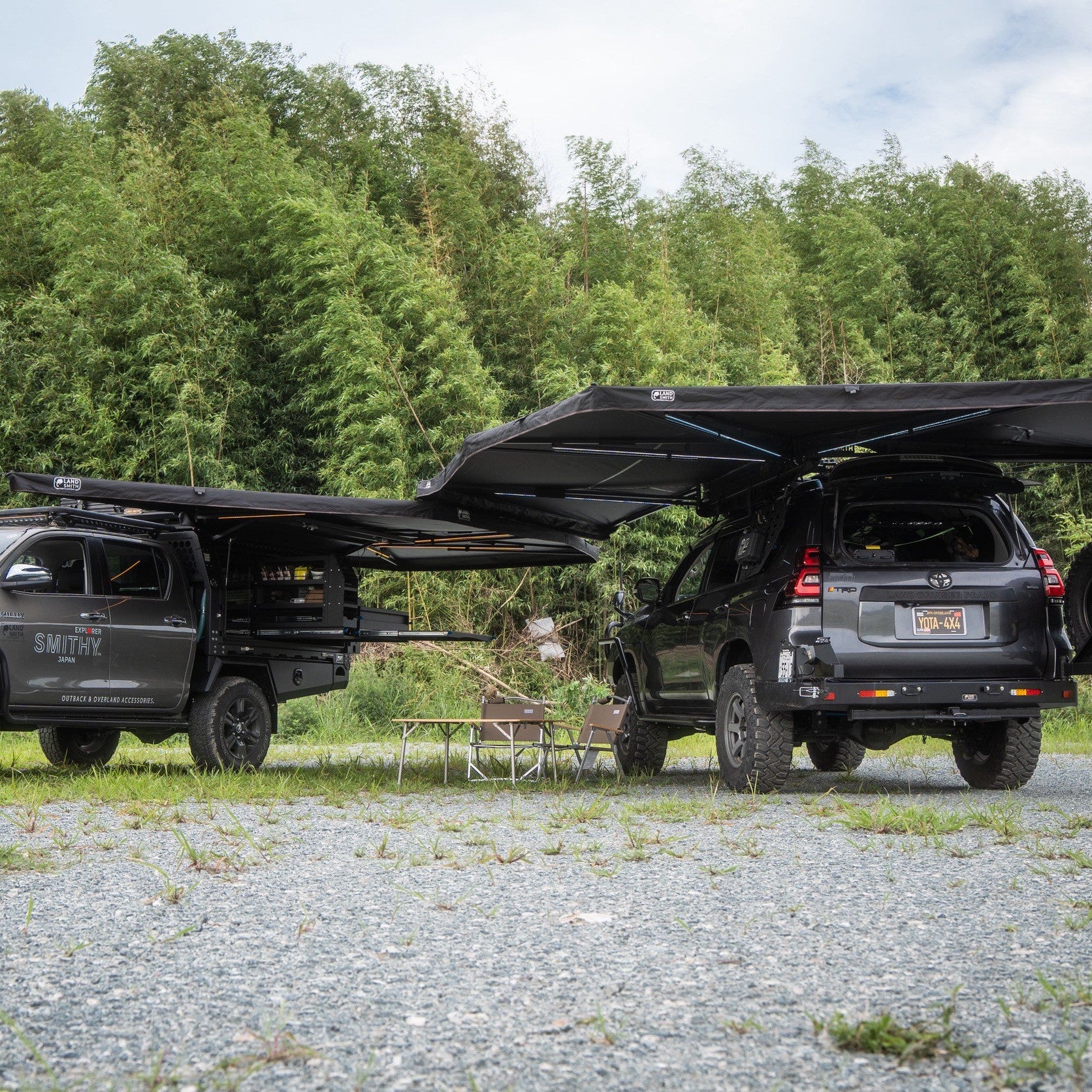 270°AWNING PRO Left With D Zipper Hole (270°オーニングプロ左、ルーフテントアクセスホール付き)