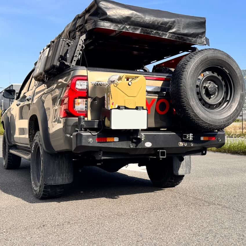 2016+ Toyota Hilux Rear Swing Bumper Tire Carrier (リアスイングバンパータイヤキャリア前期、後期)