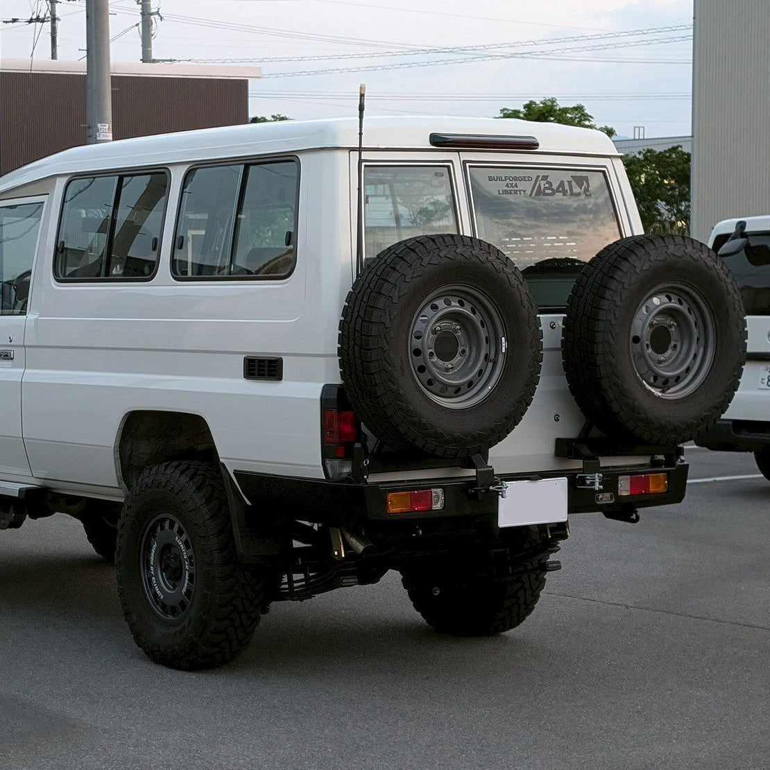 2007＋ TOYOTA LC78 REAR SWING BUMPER TIRE CARRIER(リアスイングバンパータイヤキャリアLC78 )