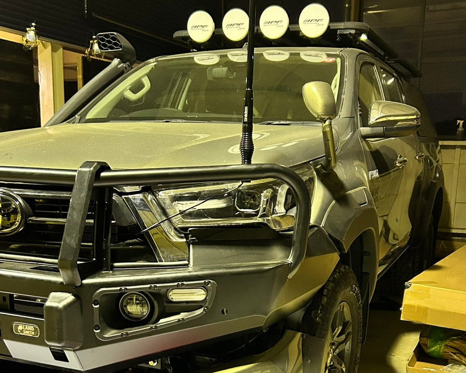 2020+ X and Z Toyota Hilux BULL BAR（後期型 X , Z 専用）