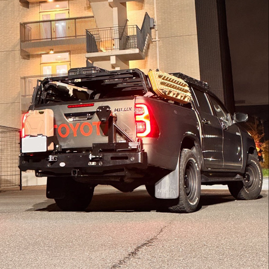 2016+ Toyota Hilux Rear Swing Bumper Tire Carrier (リアスイングバンパータイヤキャリア前期、後期)